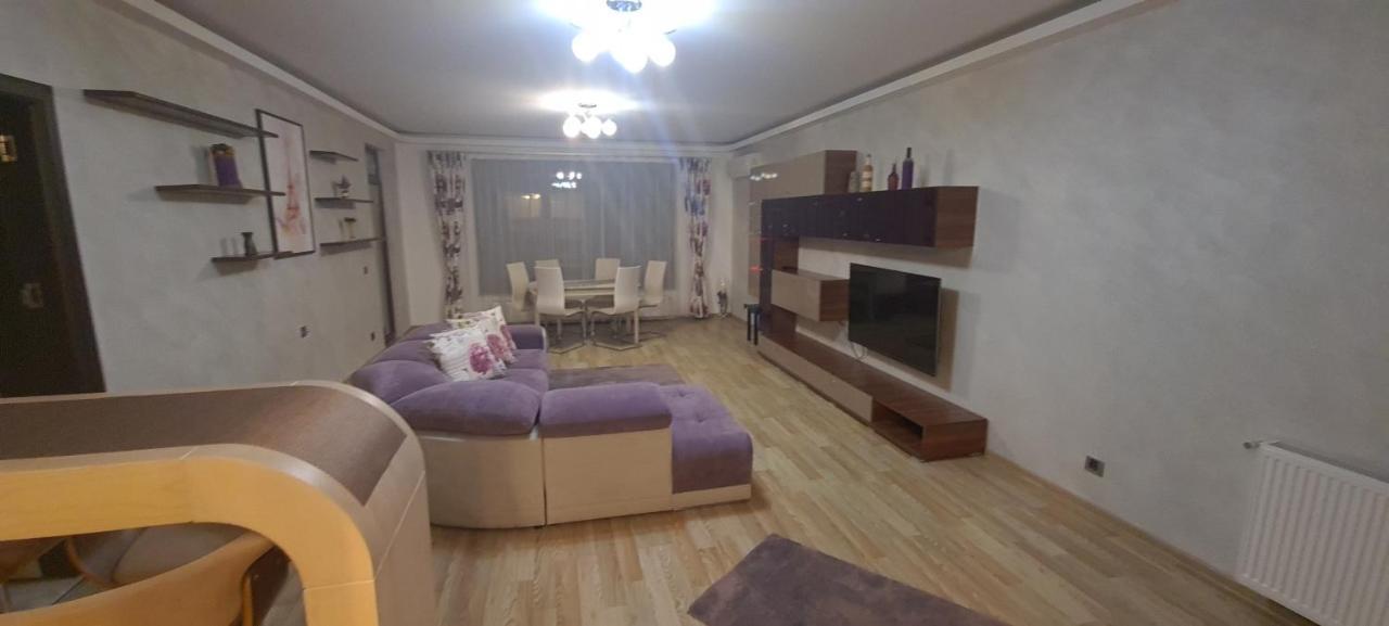 Premium Apartment Isaran Braşov Buitenkant foto